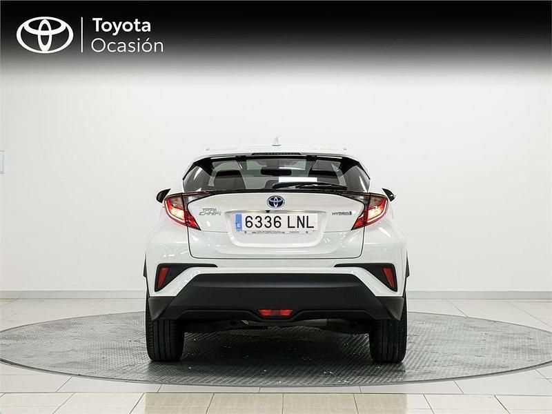 Usado Toyota C-HR Advance 122 CV (89 kW) 2021 Blanco SUV
