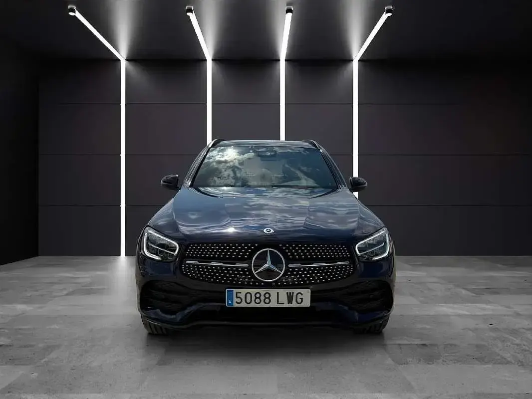 Usado Mercedes GLC300 320 CV (235 kW) 2022 Azul SUV
