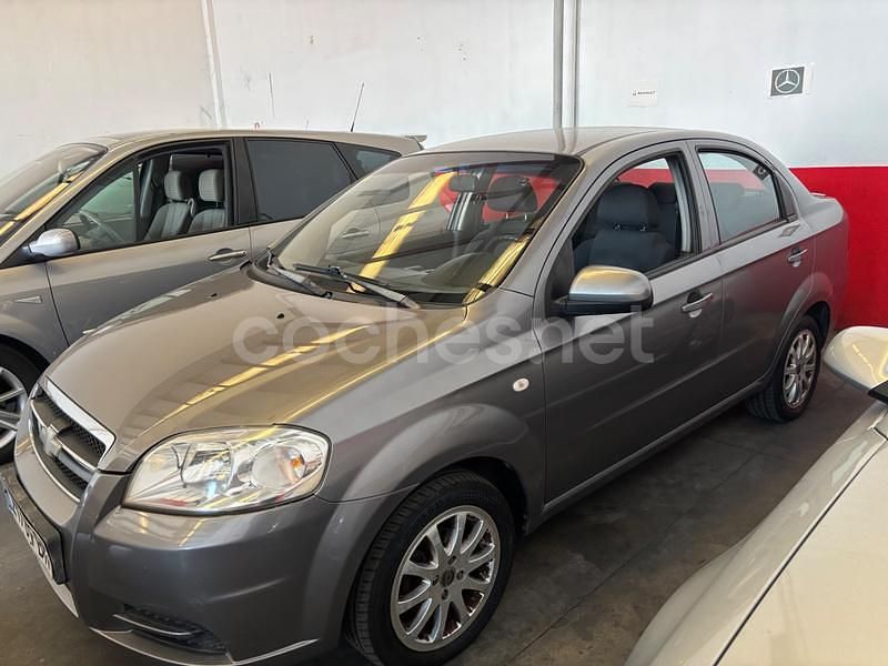 Gris / plata Usado 2009 Chevrolet Aveo LT Berlina | 3900 € (Precio justo) - Imagen 1/4