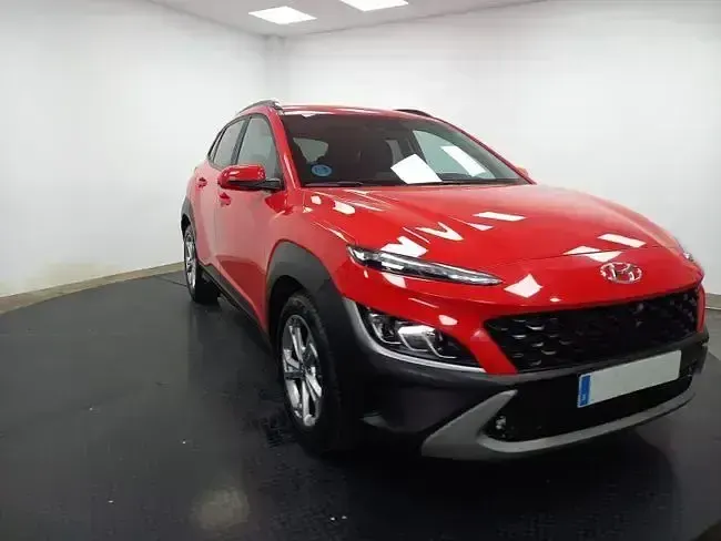 Usado Hyundai Kona 121 CV (88 kW) 2022 Rojo SUV