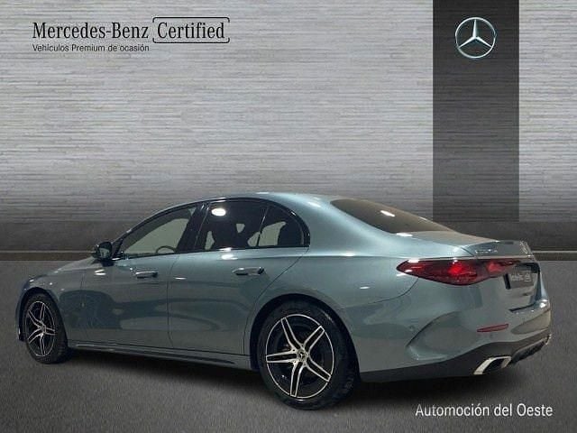 Usado Mercedes E220 197 CV (144 kW) 2025 Verdesilber