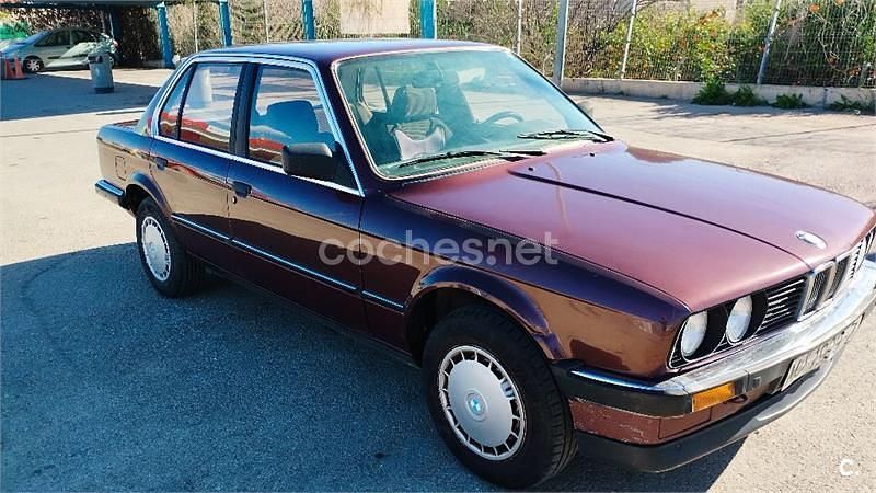 Usado BMW 316 90 CV (66 kW) 1987 Granate Berlina