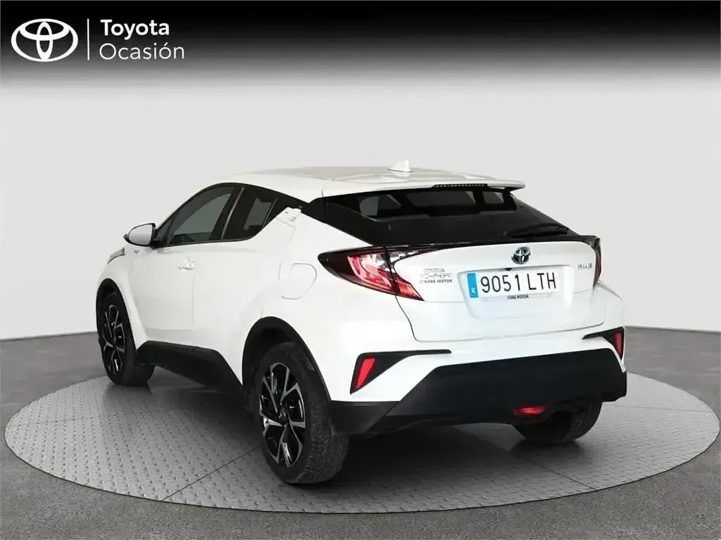 Usado Toyota C-HR Advance 122 CV (89 kW) 2021 Blanco SUV