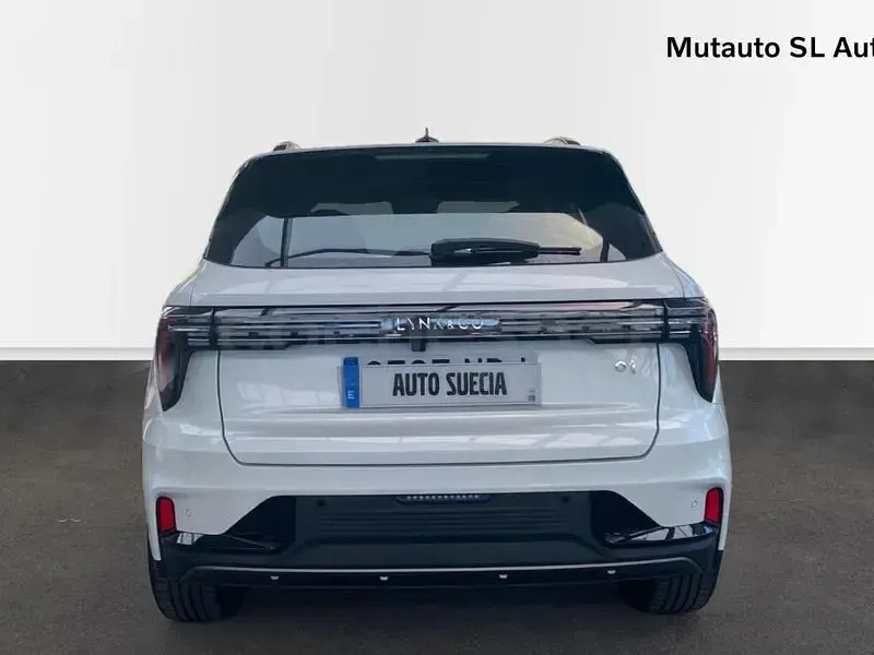 Nuevo Lynk & Co 01 276 CV (202 kW) 2026 Blanco SUV