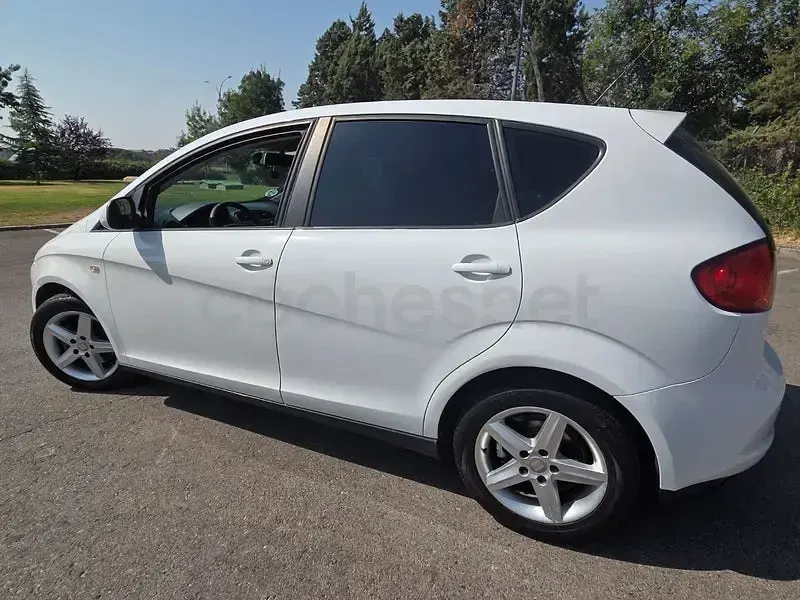 Usado Seat Altea Reference 105 CV (77 kW) 2012 Blanco Monovolumen