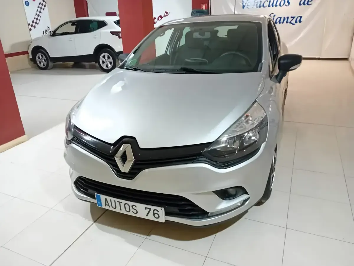Usado Renault Clio IV Business 75 CV (55 kW) 2019 Gris