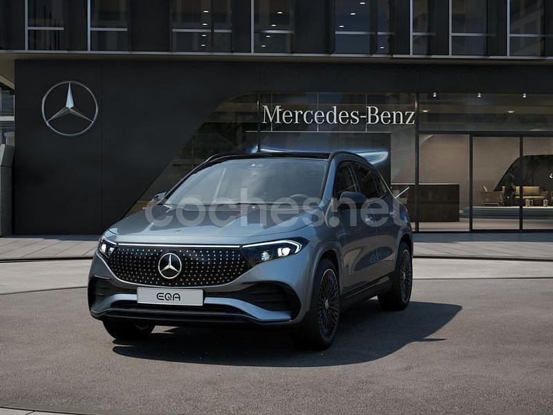 Gris / plata Usado 2025 Mercedes EQA250 SUV | 49.500 € - Imagen 1/3