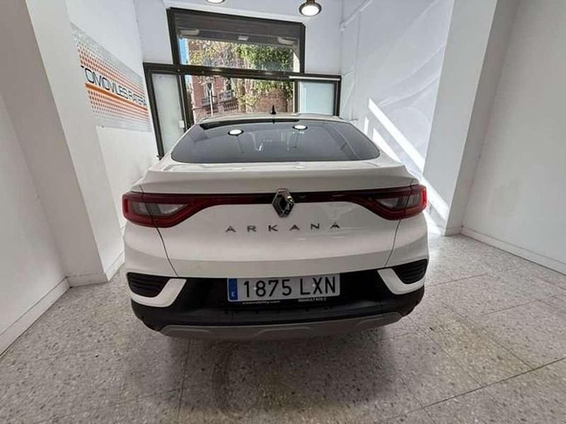 Usado Renault Arkana Zen 143 CV (105 kW) 2022 Blanco SUV