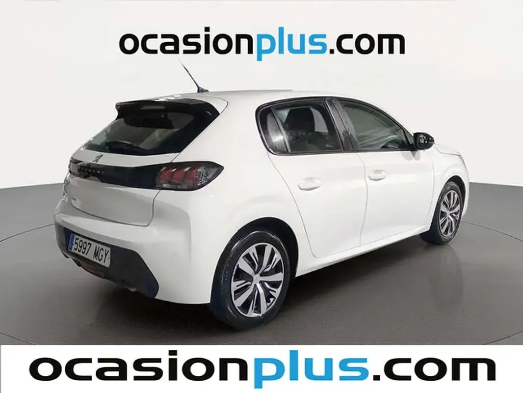 Usado Peugeot 208 Active 102 CV (75 kW) 2023 Blanco Utilitario