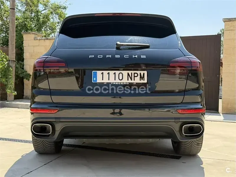 Usado Porsche Cayenne Diesel Platinum Edition 262 CV (192 kW) 2016 Negro SUV