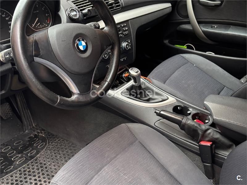 Usado BMW 116 115 CV (84 kW) 2008 Negro Utilitario