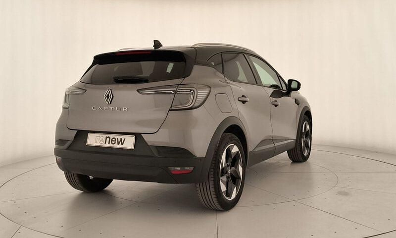 Usado Renault Captur Techno 100 CV (73 kW) 2025 Gris SUV