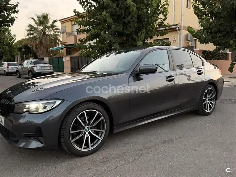 Usado BMW 318 150 CV (110 kW) 2021 Gris / plata Berlina