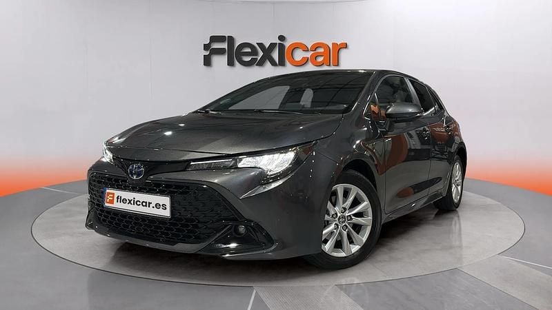 Usado Toyota Corolla Business Edition 140 CV (102 kW) 2024 Gris Berlina
