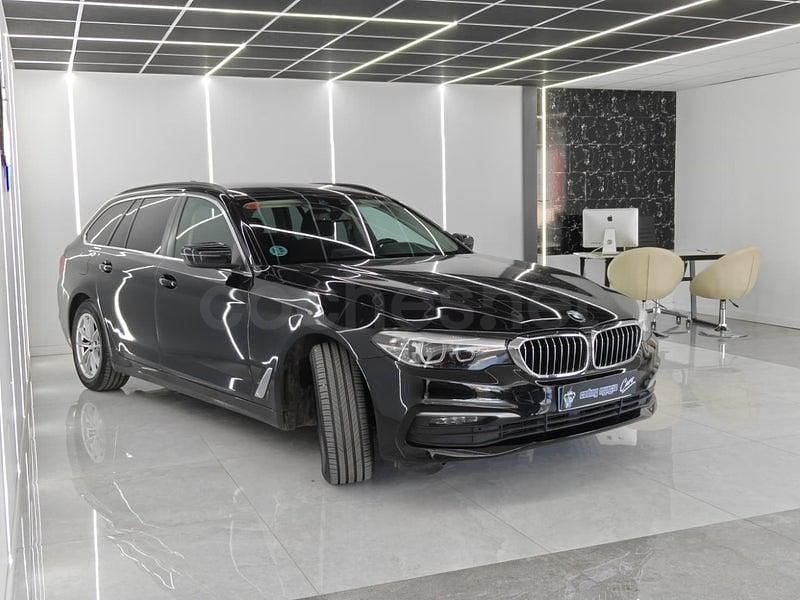 Usado BMW 520 190 CV (139 kW) 2018 Negro Familiar