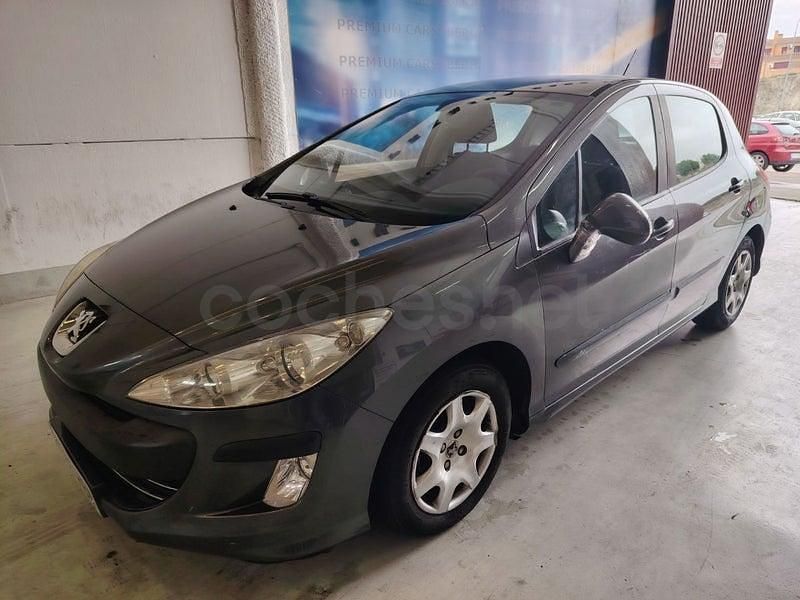 Usado Peugeot 308 Business-Line 92 CV (67 kW) 2011 Gris / plata Berlina