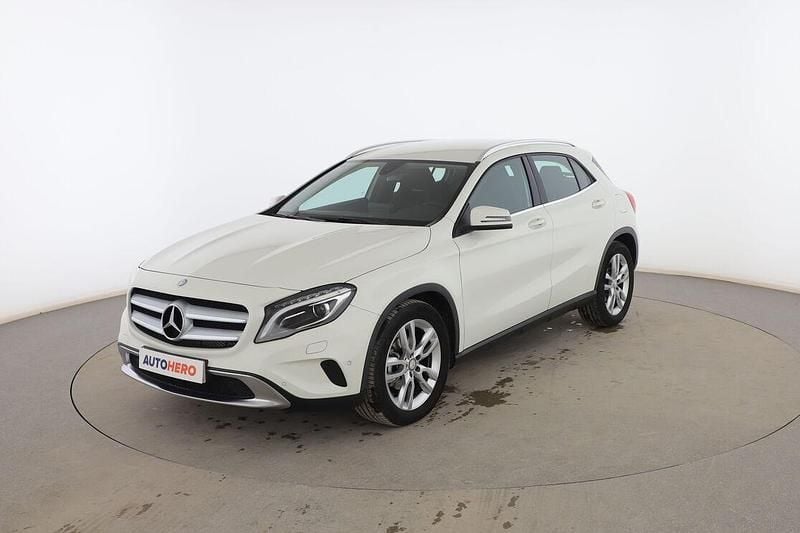 Blanco Usado 2017 Mercedes GLA200 Urban SUV | 22.699 € (Precio justo) - Imagen 1/3