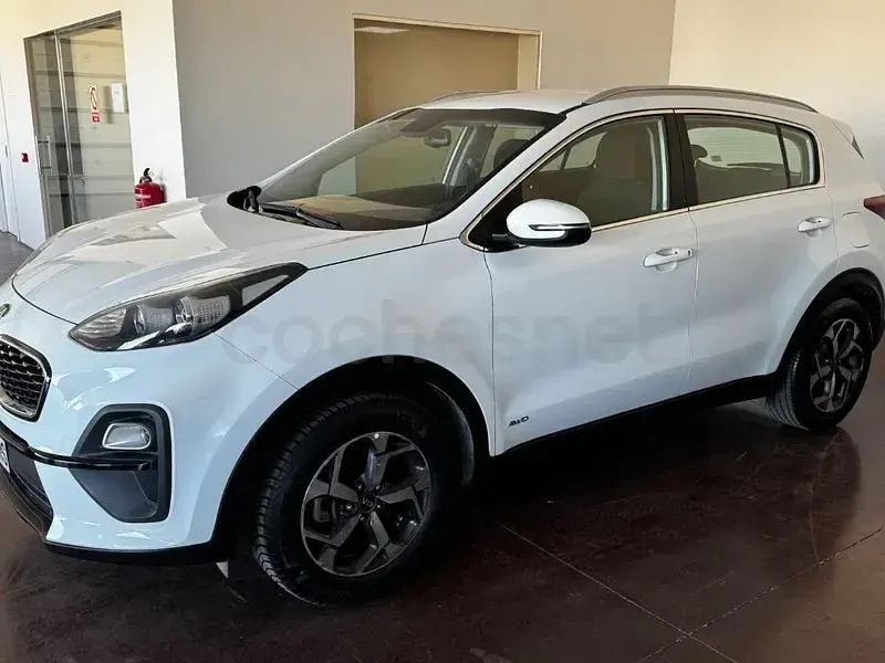 Usado Kia Sportage 136 CV (100 kW) 2021 Blanco SUV