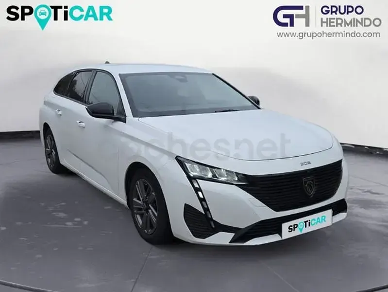 Usado Peugeot 308 130 CV (95 kW) 2022 Blanco Familiar