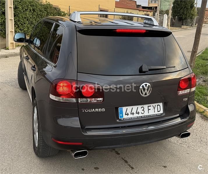 Usado VW Touareg R 174 CV (127 kW) 2007 Gris / plata SUV