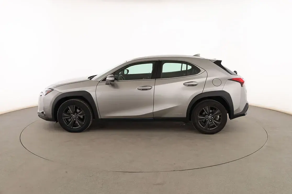 Usado Lexus UX 250h 184 CV (135 kW) 2019 Gris SUV