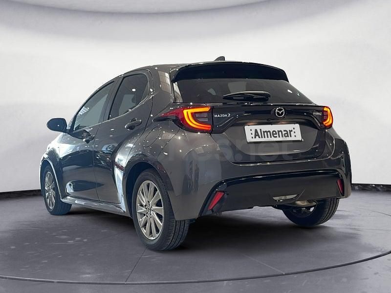 Usado Mazda 2 116 CV (85 kW) 2022 Gris / plata Berlina