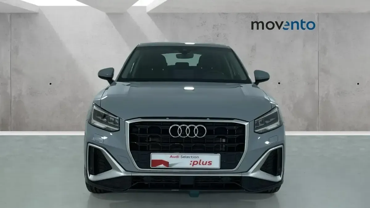 Usado Audi Q2 S-Line 150 CV (110 kW) 2025 Azul SUV