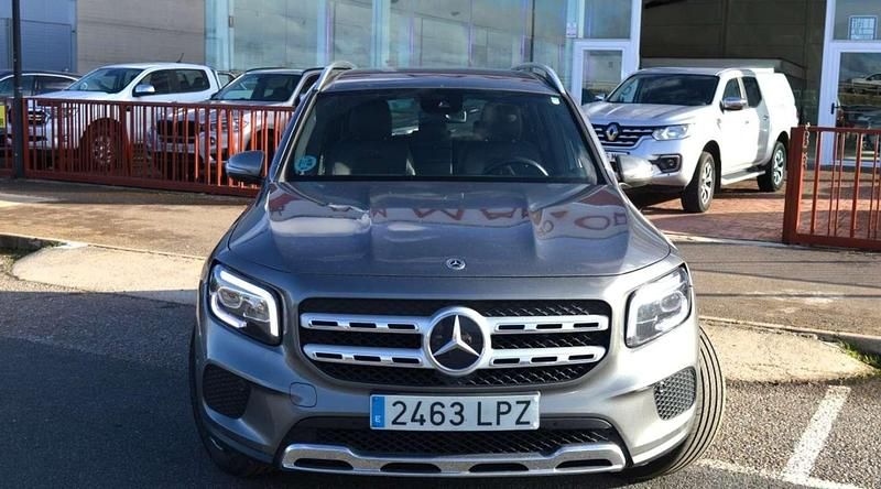 Usado Mercedes GLB200 150 CV (110 kW) 2021 Gris / plata SUV
