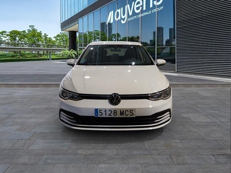 Usado VW Golf VIII Life 116 CV (85 kW) 2022 Blanco Utilitario