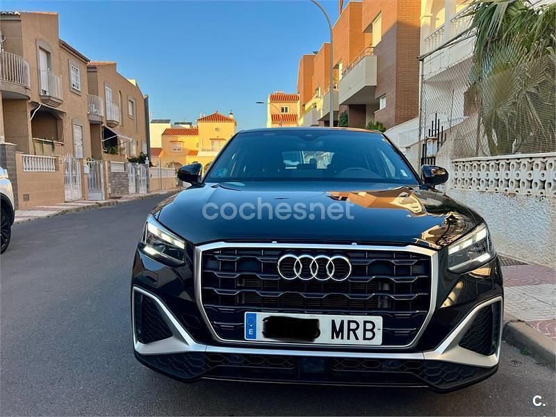 Usado Audi Q2 Ambiente 150 CV (110 kW) 2024 Negro SUV