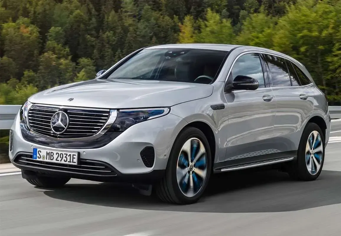 Usado Mercedes EQC400 300 kW (408 CV) 2022 Gris SUV