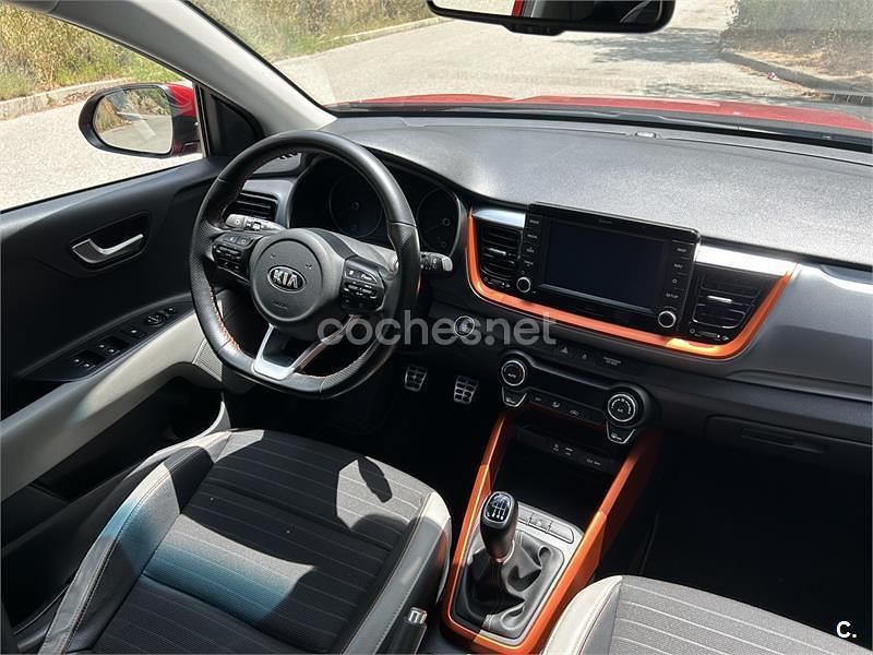Rojo Usado 2017 Kia Stonic SUV | 14.000 € (Precio justo) - Imagen 1/1
