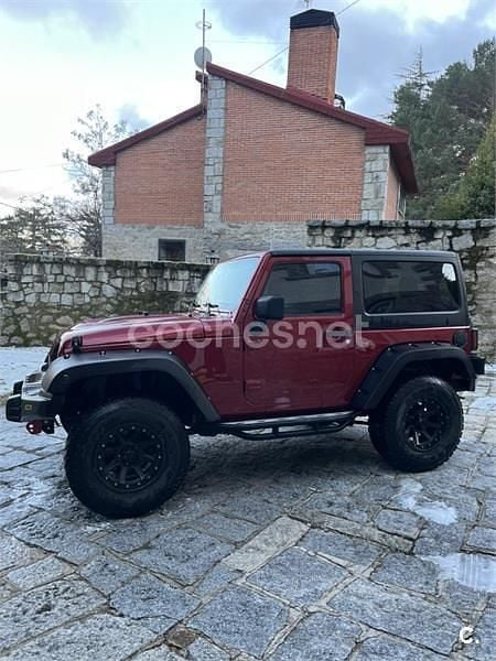 Usado Jeep Wrangler Sahara 284 CV (208 kW) 2016 Rojo SUV