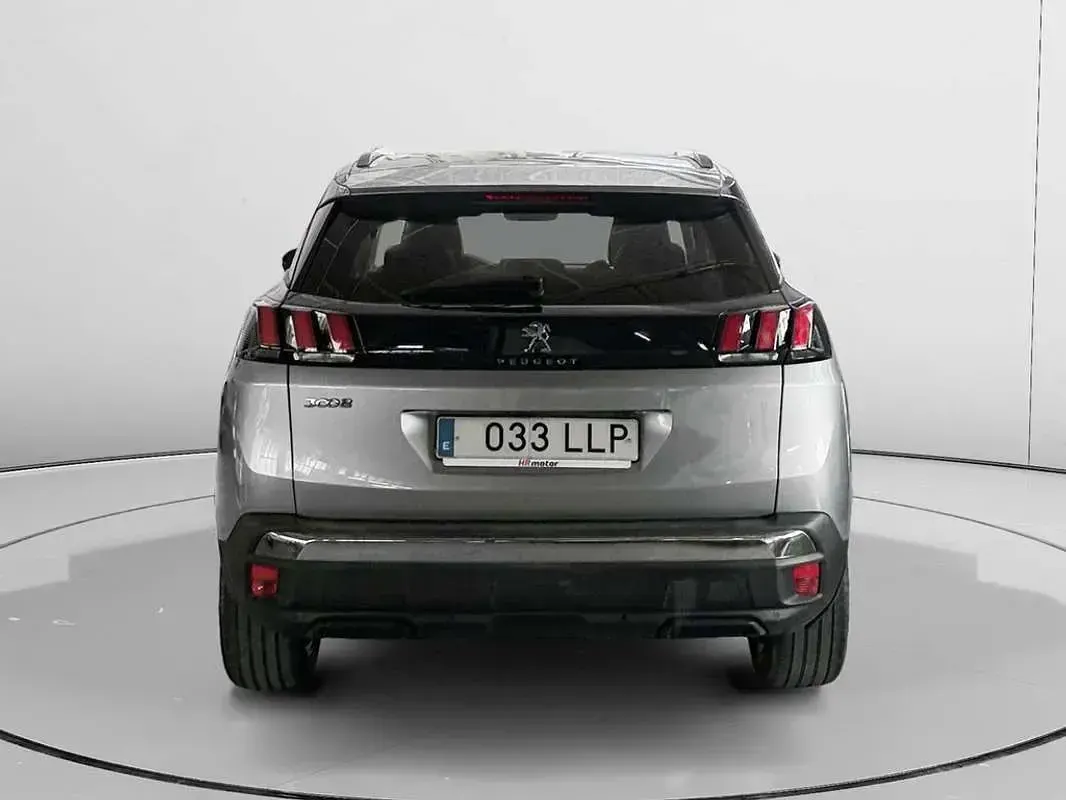 Usado Peugeot 3008 Allure 131 CV (96 kW) 2020 Gris SUV