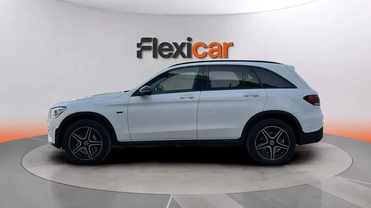Usado Mercedes GLC300e 306 CV (225 kW) 2022 Blanco SUV