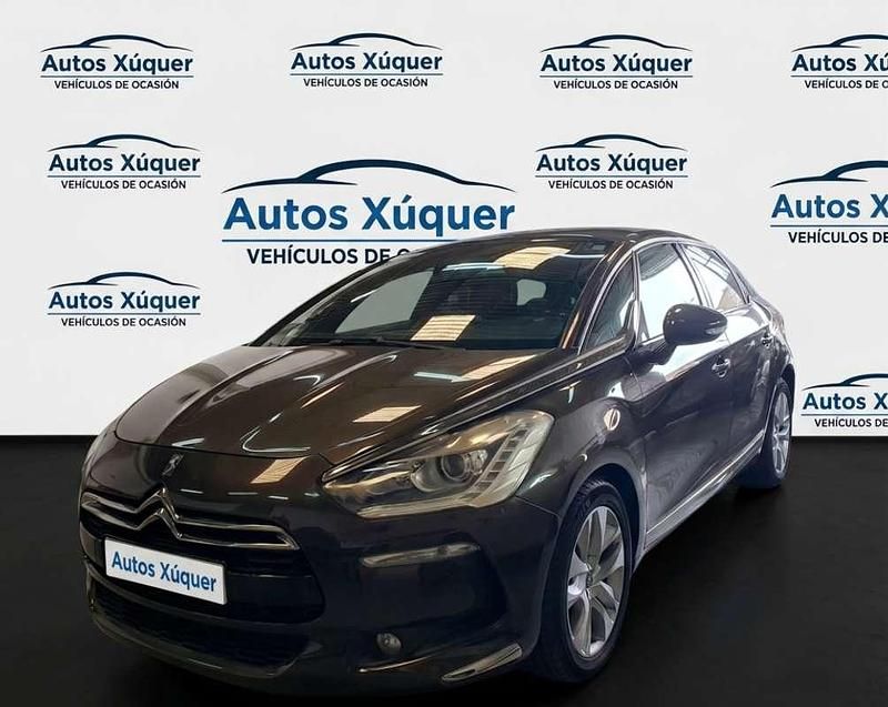 Usado Citroën DS5 Style 163 HP (119 kW) 2013 Bege Citadino