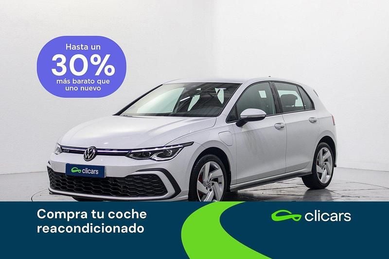 Blanco Usado 2020 VW Golf VIII GTE Berlina | 21.490 € (Buen precio) - Imagen 1/4