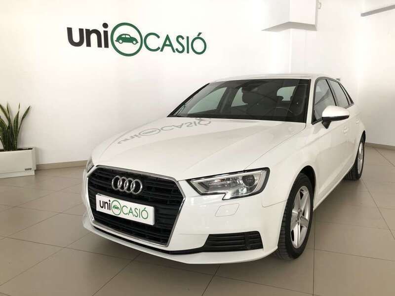 Blanco Usado 2019 Audi A3 Sportback Sport Utilitario | 19.950 € (Precio justo) - Imagen 1/4