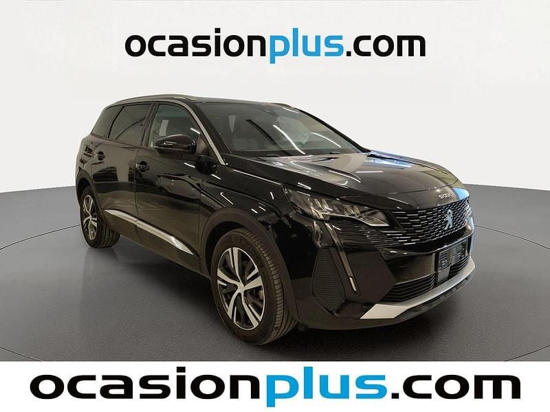 Usado Peugeot 5008 Allure 131 CV (96 kW) 2024 Negro SUV