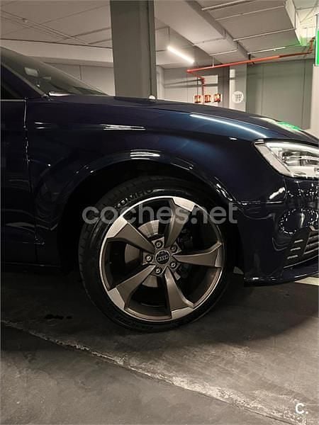 Azul Usado 2017 Audi A3 Attraction Berlina | 15.800 € (Precio justo) - Imagen 1/2