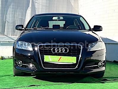 Käytetty Audi A3 Ambition 105 HP (77 kW) 2012 Musta Viistoperä