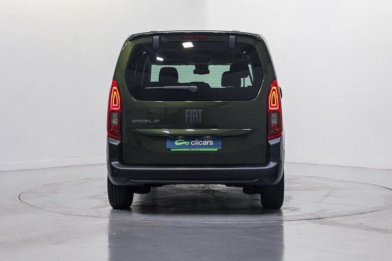 Usado Fiat Doblò 100 CV (73 kW) 2025 Verde Monovolumen