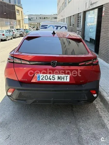 Usado Peugeot 408 GT GT 130 CV (95 kW) 2023 Rojo Berlina