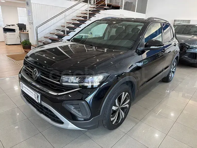 Usado VW T-Cross Life 95 CV (69 kW) 2024 Negro SUV