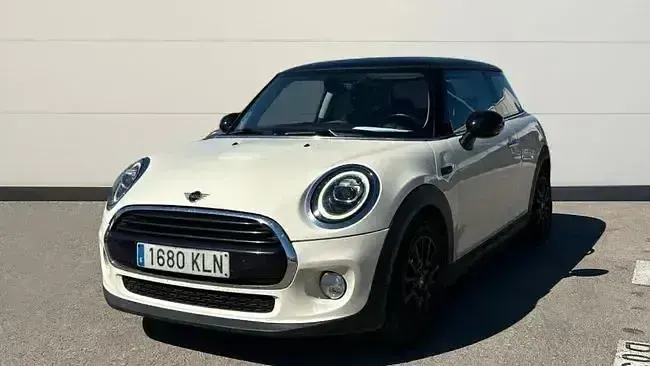 Usado Mini Cooper D 116 CV (85 kW) 2018 Beige Utilitario