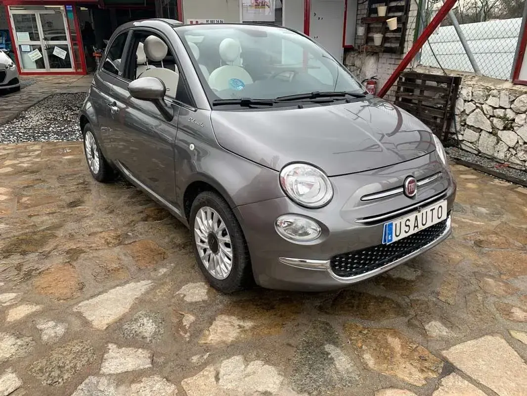 Usado Fiat 500C Dolcevita 71 CV (52 kW) 2022 Marrón Descapotable