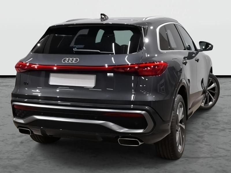Usado Audi Q5 S-Line 204 CV (150 kW) 2025 Gris tambora metalizado SUV