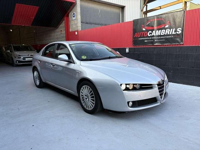 Plateado Usado 2009 Alfa Romeo 159 Berlina | 5990 € (Super precio) - Imagen 1/4