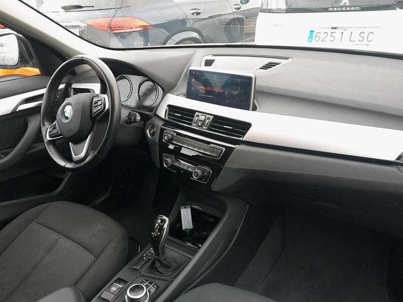 Usado BMW X1 Comfort Edition 150 CV (110 kW) 2022 Blanco SUV