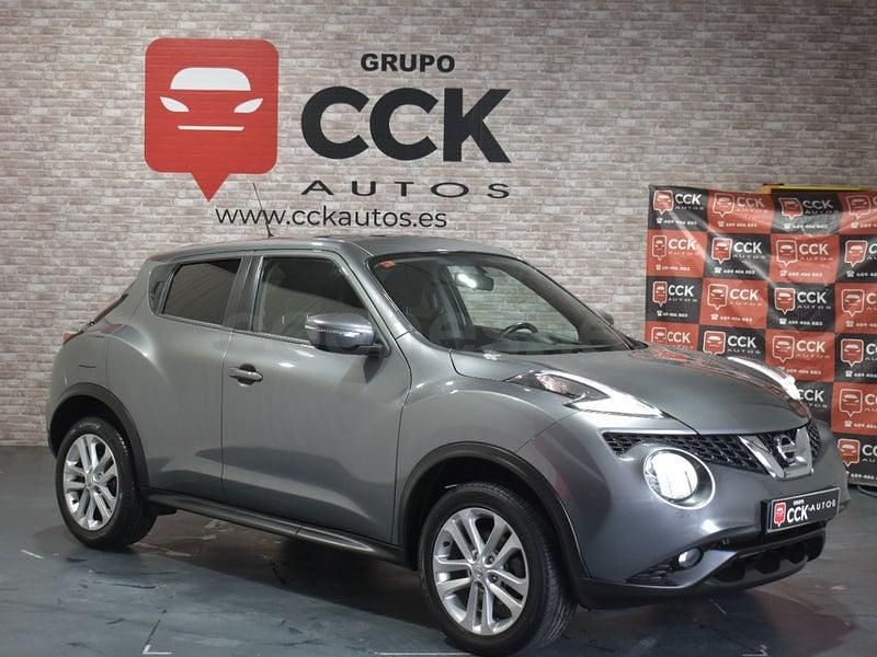 Usado Nissan Juke Acenta 110 CV (80 kW) 2017 Gris / plata SUV